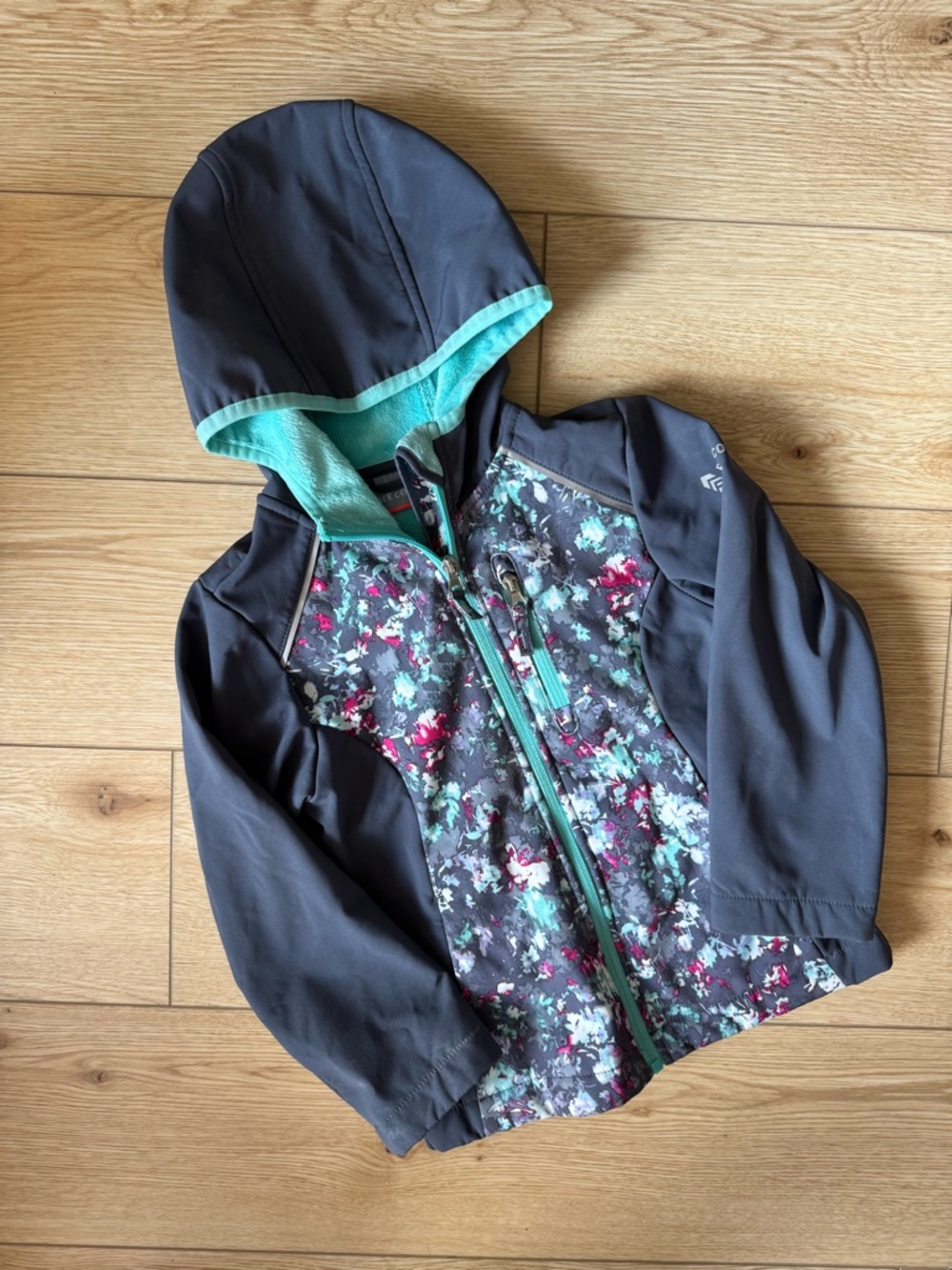 free country girls light jacket size medium 4/6